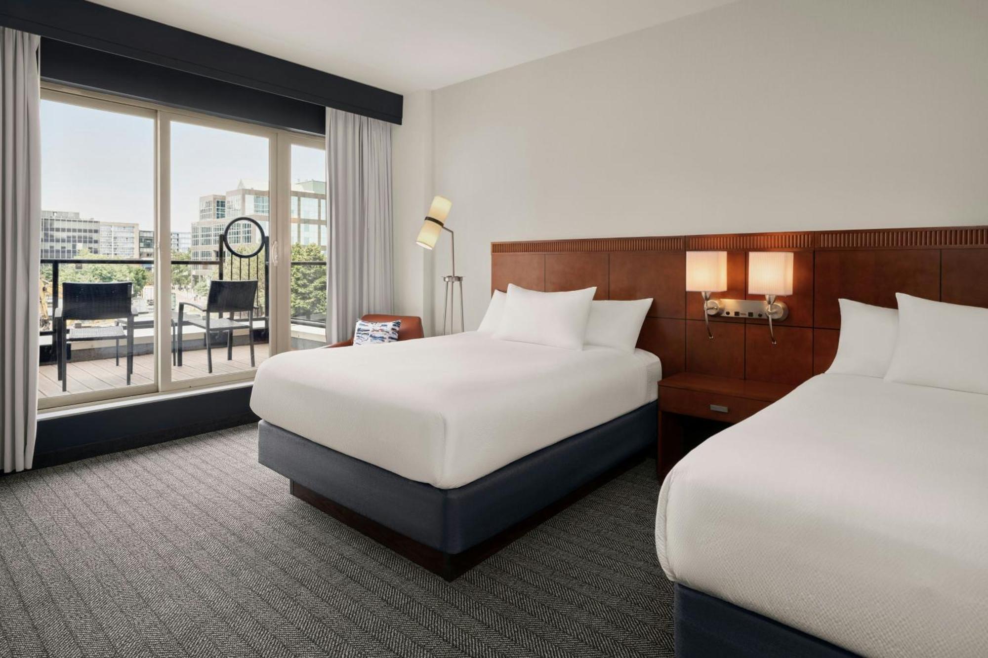Courtyard By Marriott Halifax Downtown Hotell Exteriör bild