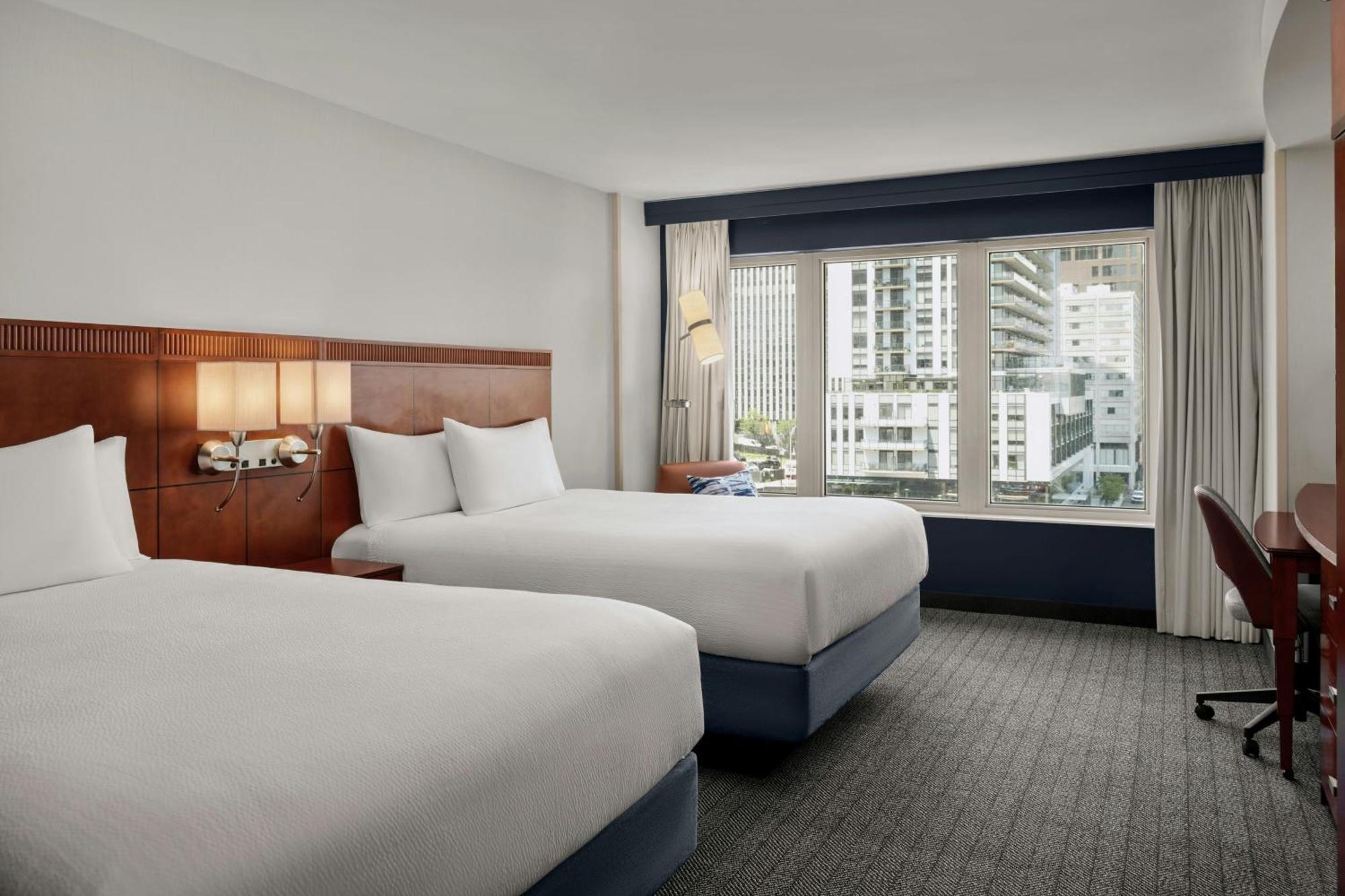 Courtyard By Marriott Halifax Downtown Hotell Exteriör bild