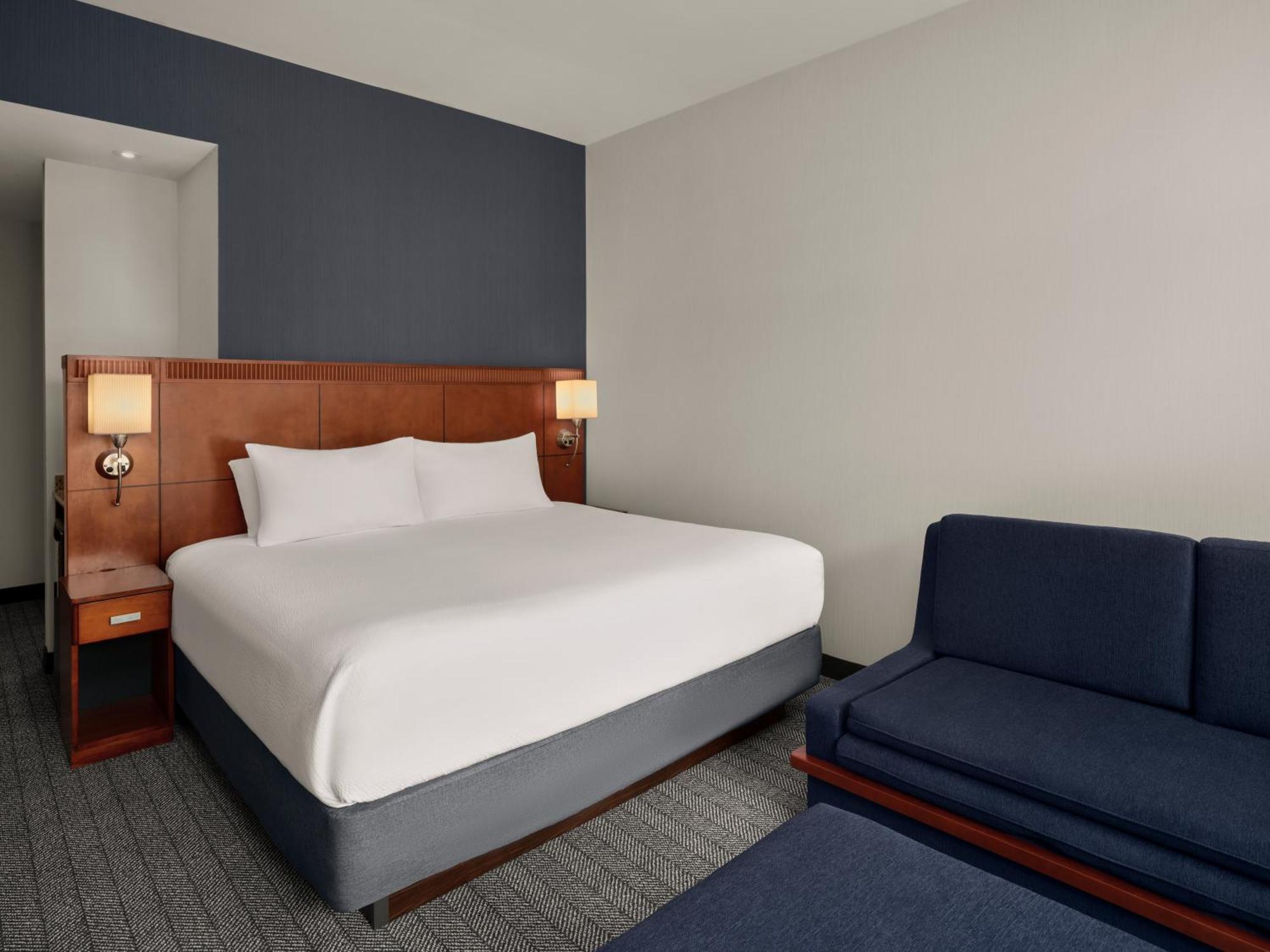 Courtyard By Marriott Halifax Downtown Hotell Exteriör bild