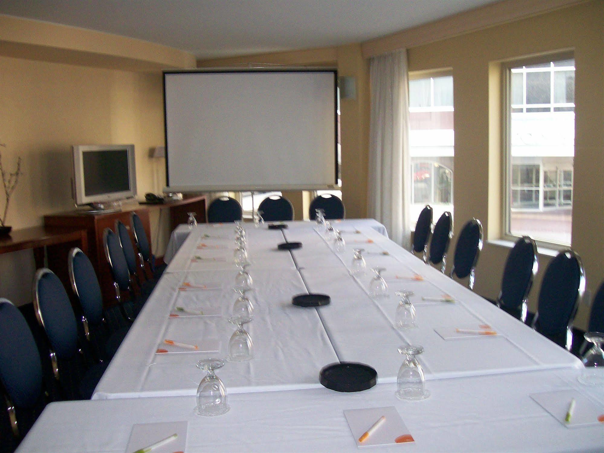 Courtyard By Marriott Halifax Downtown Hotell Exteriör bild